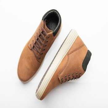 Men casual shoes.jpg